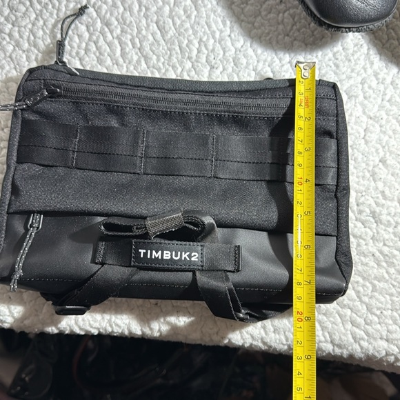 NEW Timbuk2 Black Messenger Bag with Durable Fabric and Flap Closure - Picture 4 of 4